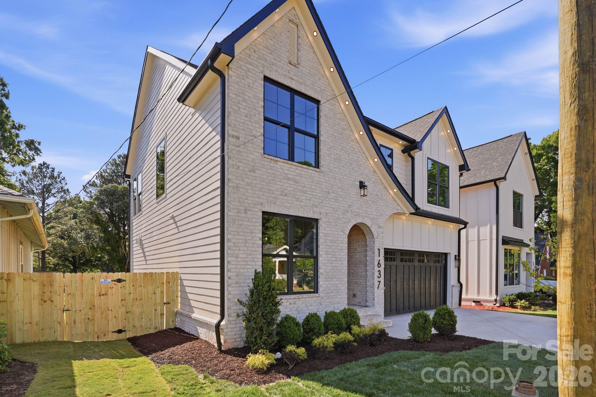 Merry Oaks - Residential