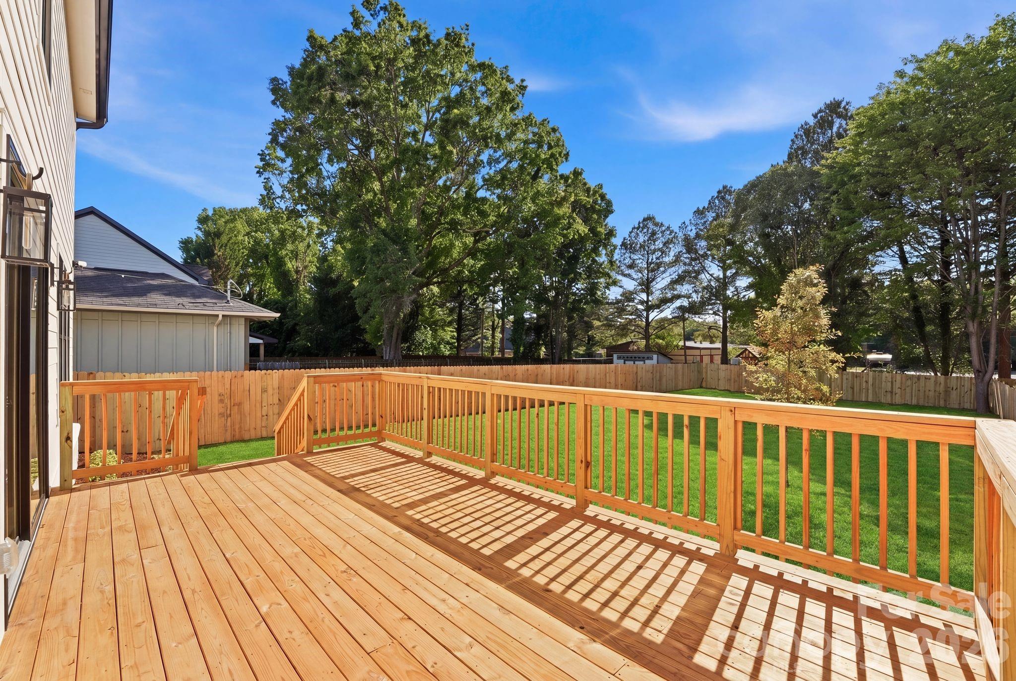 Merry Oaks - Residential
