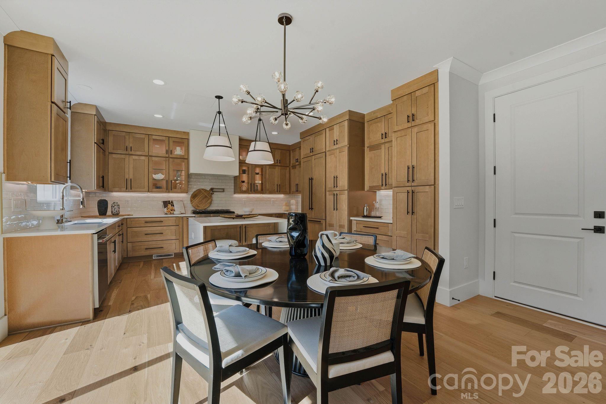Merry Oaks - Residential
