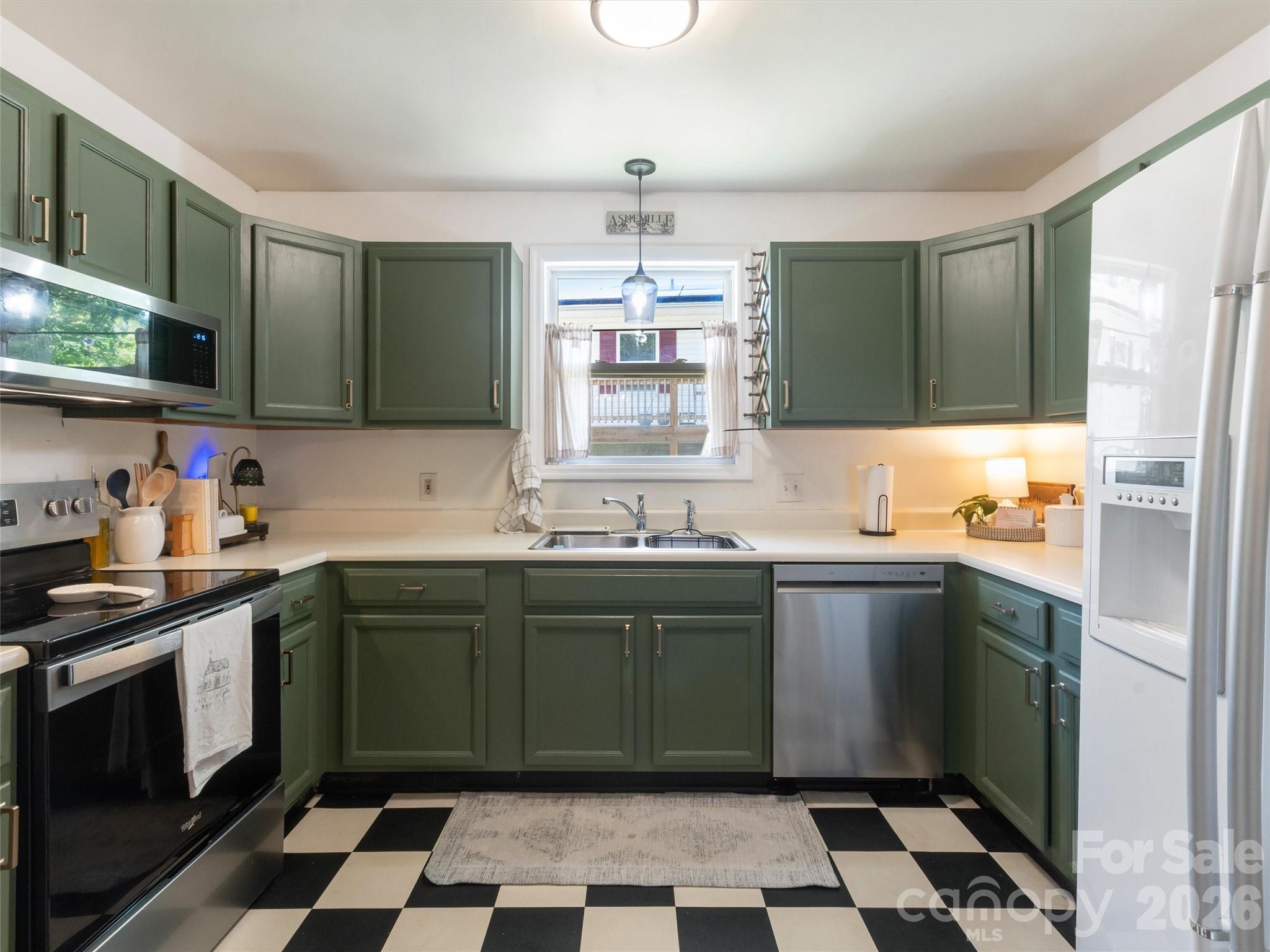 Twin Springs - Residential