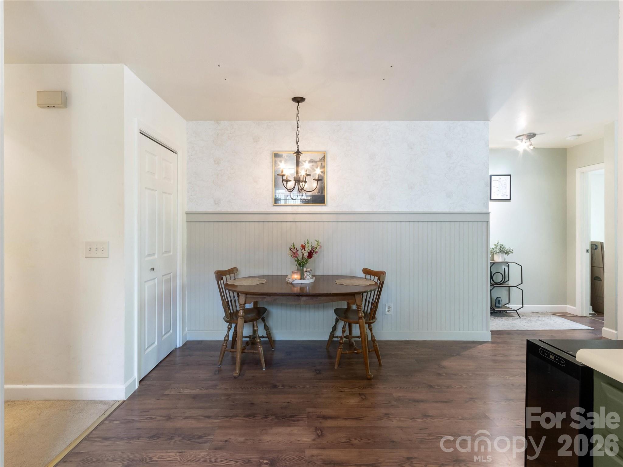 Twin Springs - Residential