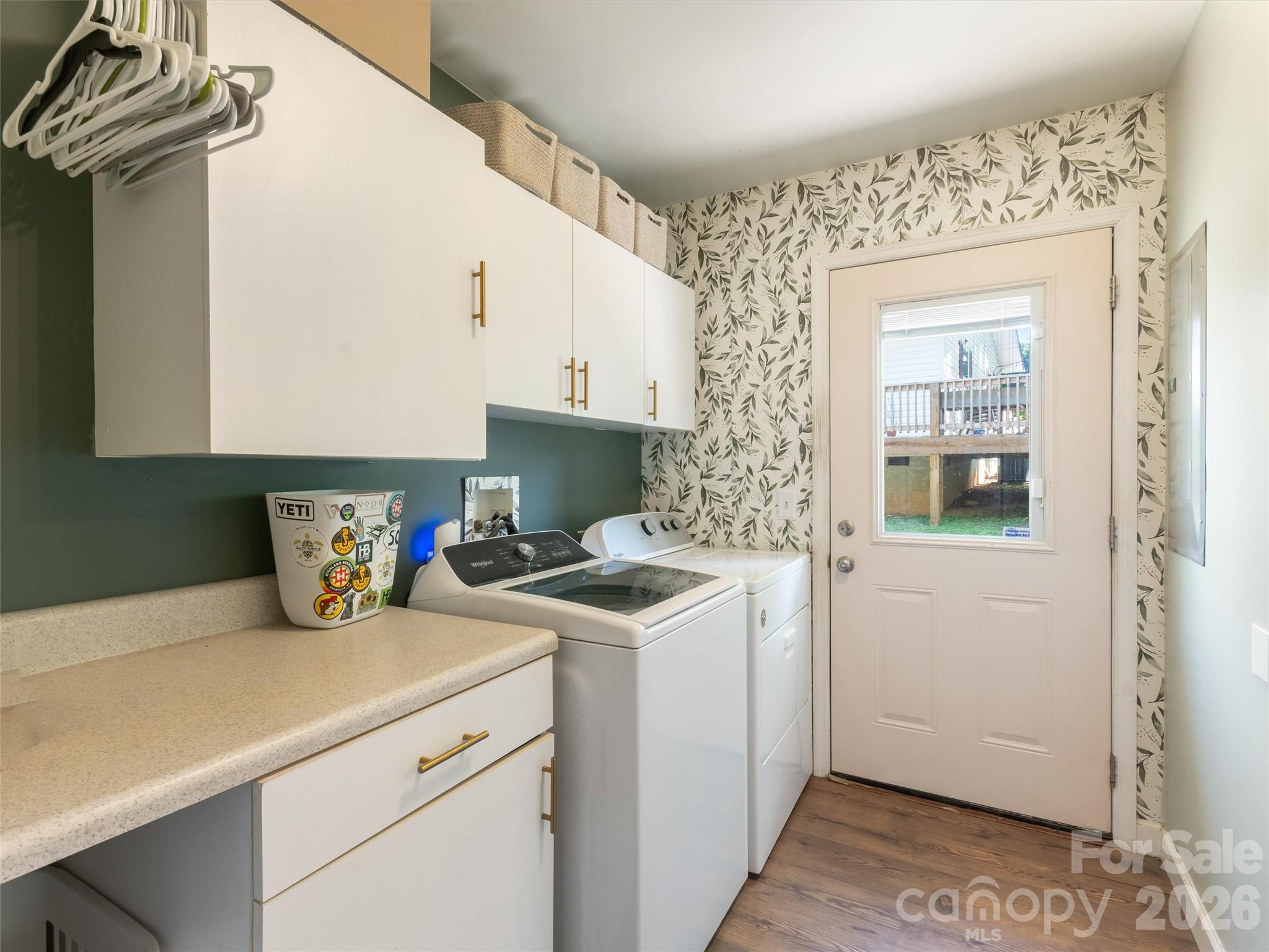 Twin Springs - Residential