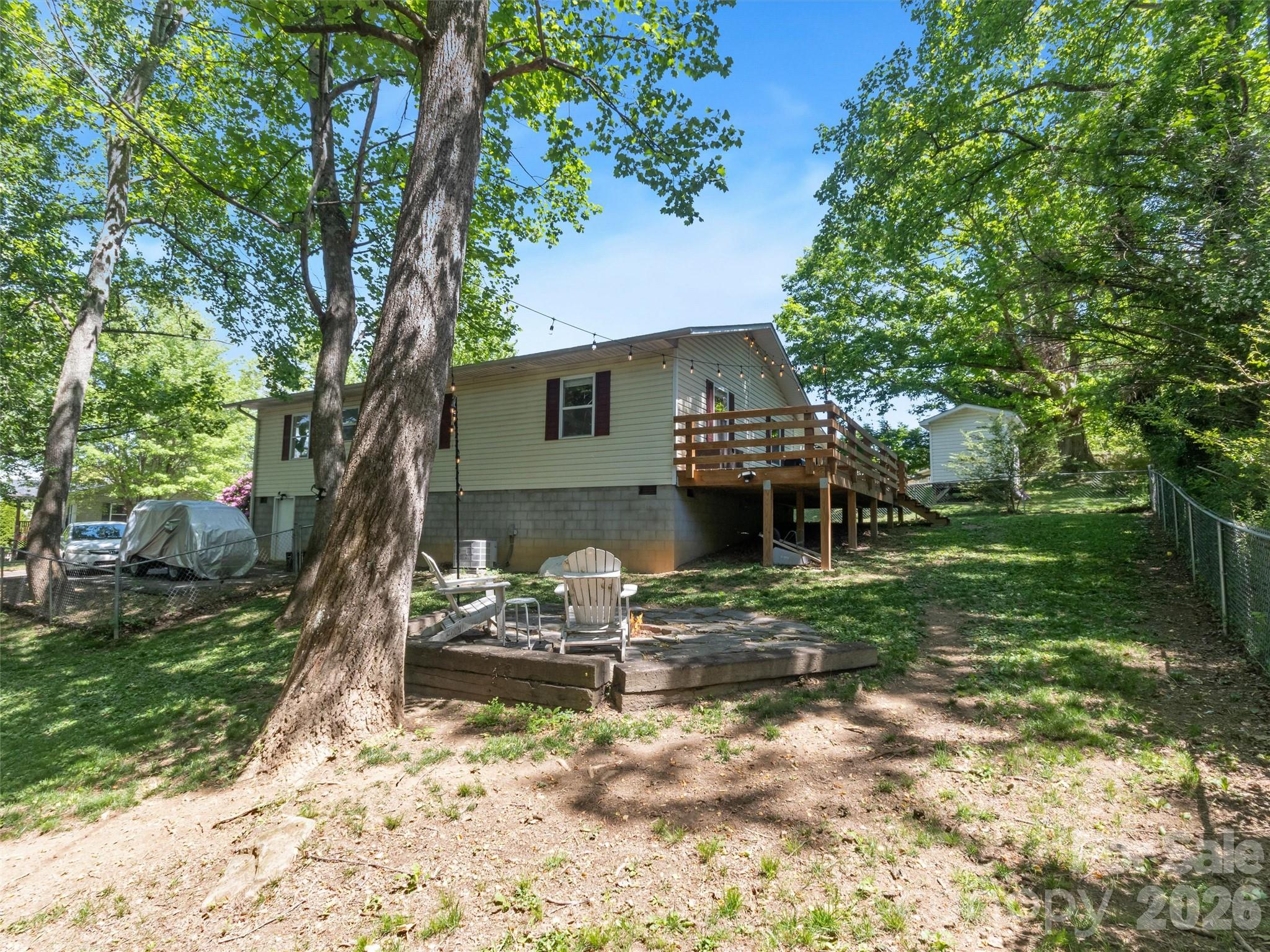 Twin Springs - Residential
