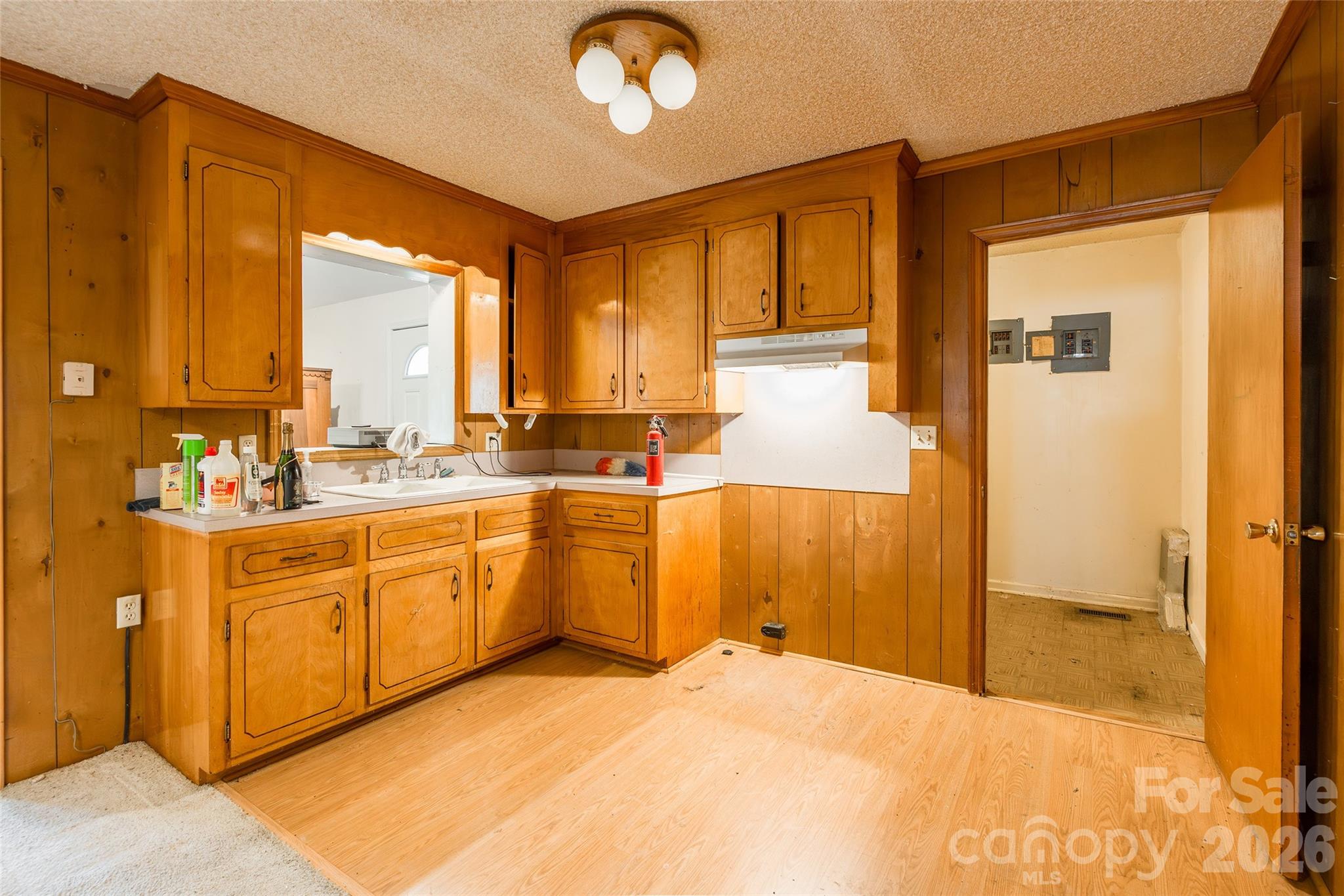 Lincoln Estates - Residential