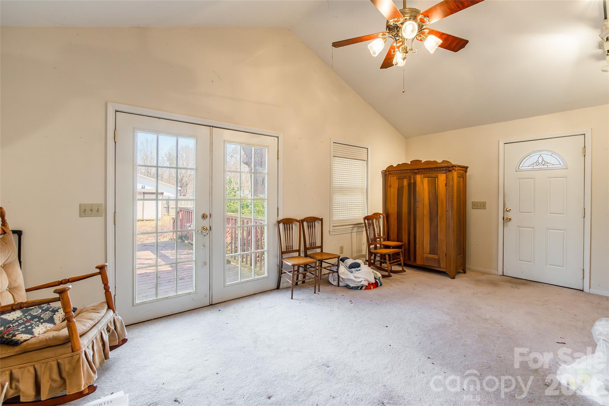 Lincoln Estates - Residential