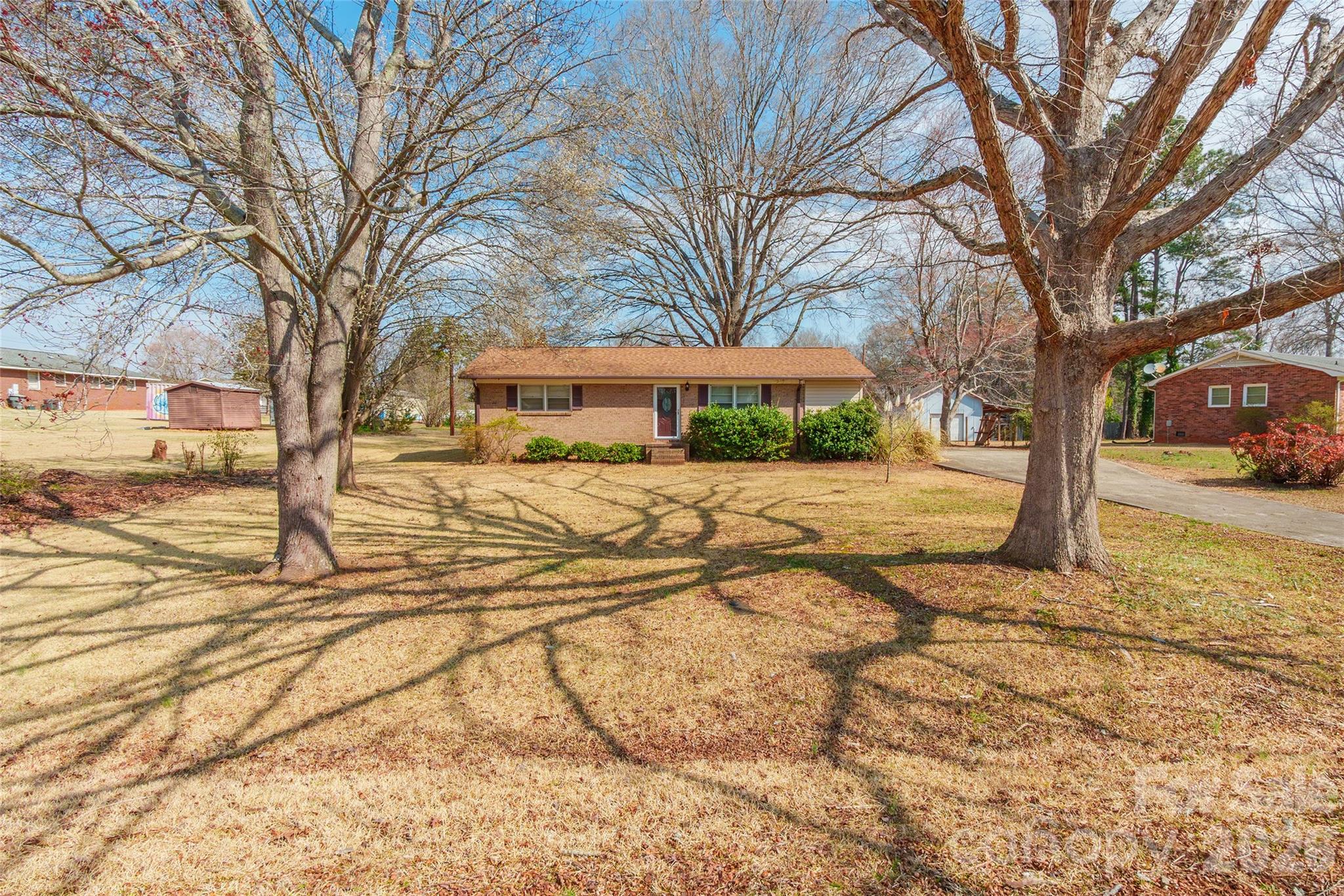 Lincoln Estates - Residential