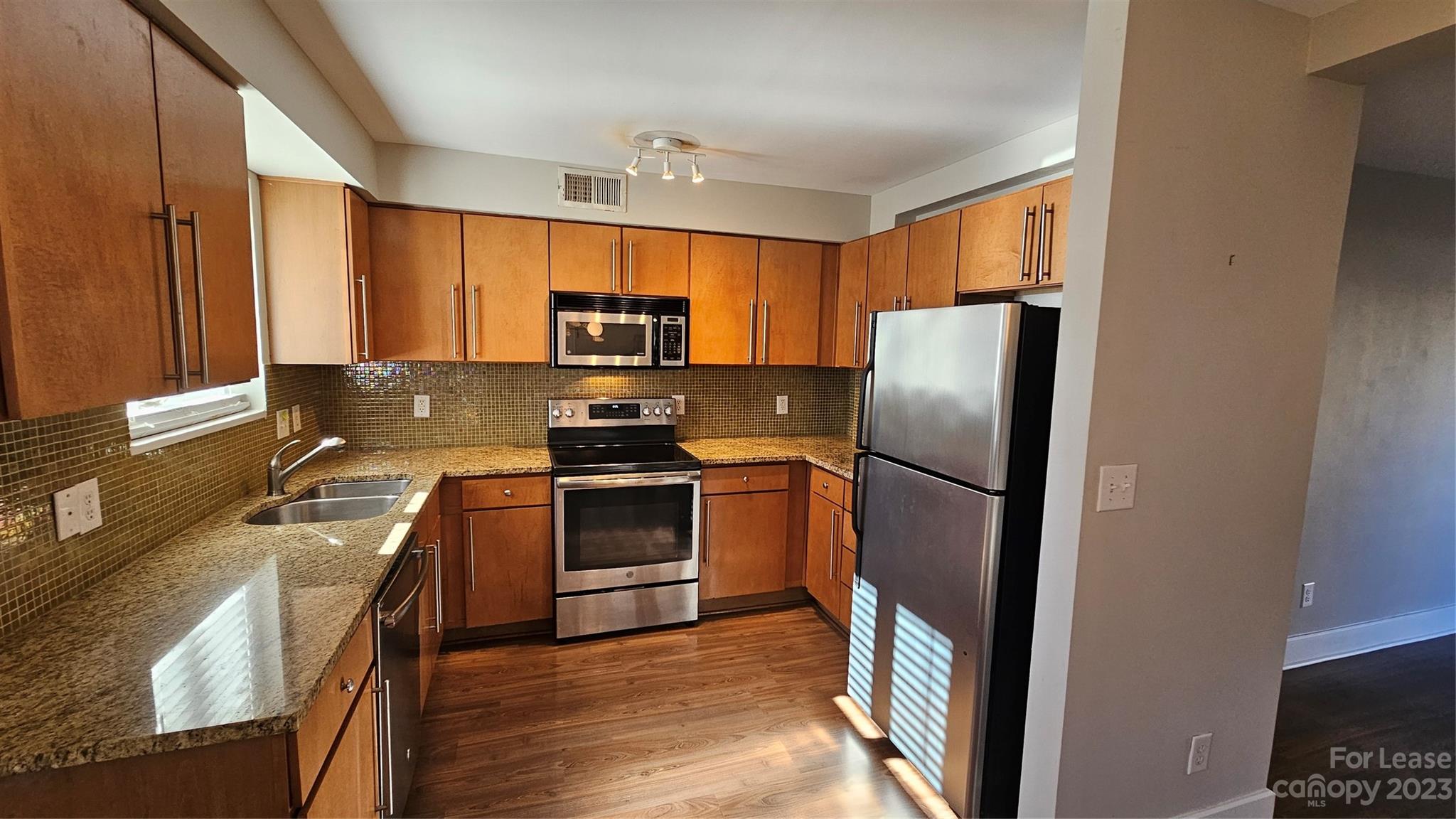 Elizabeth Condos - Residential Lease
