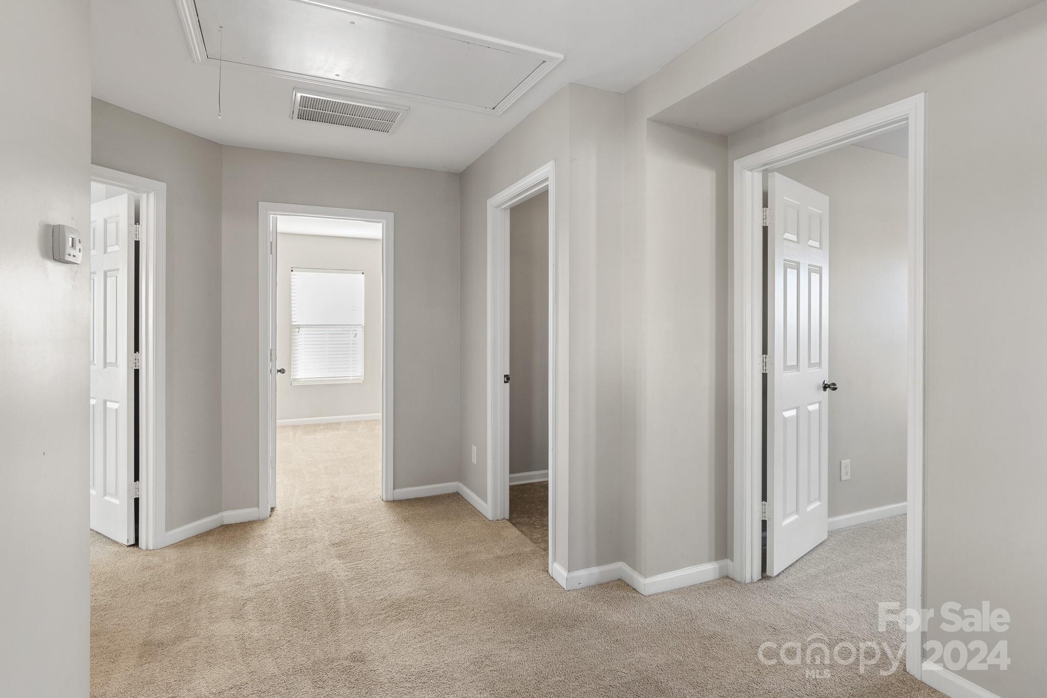 Hamilton Lakes - Residential