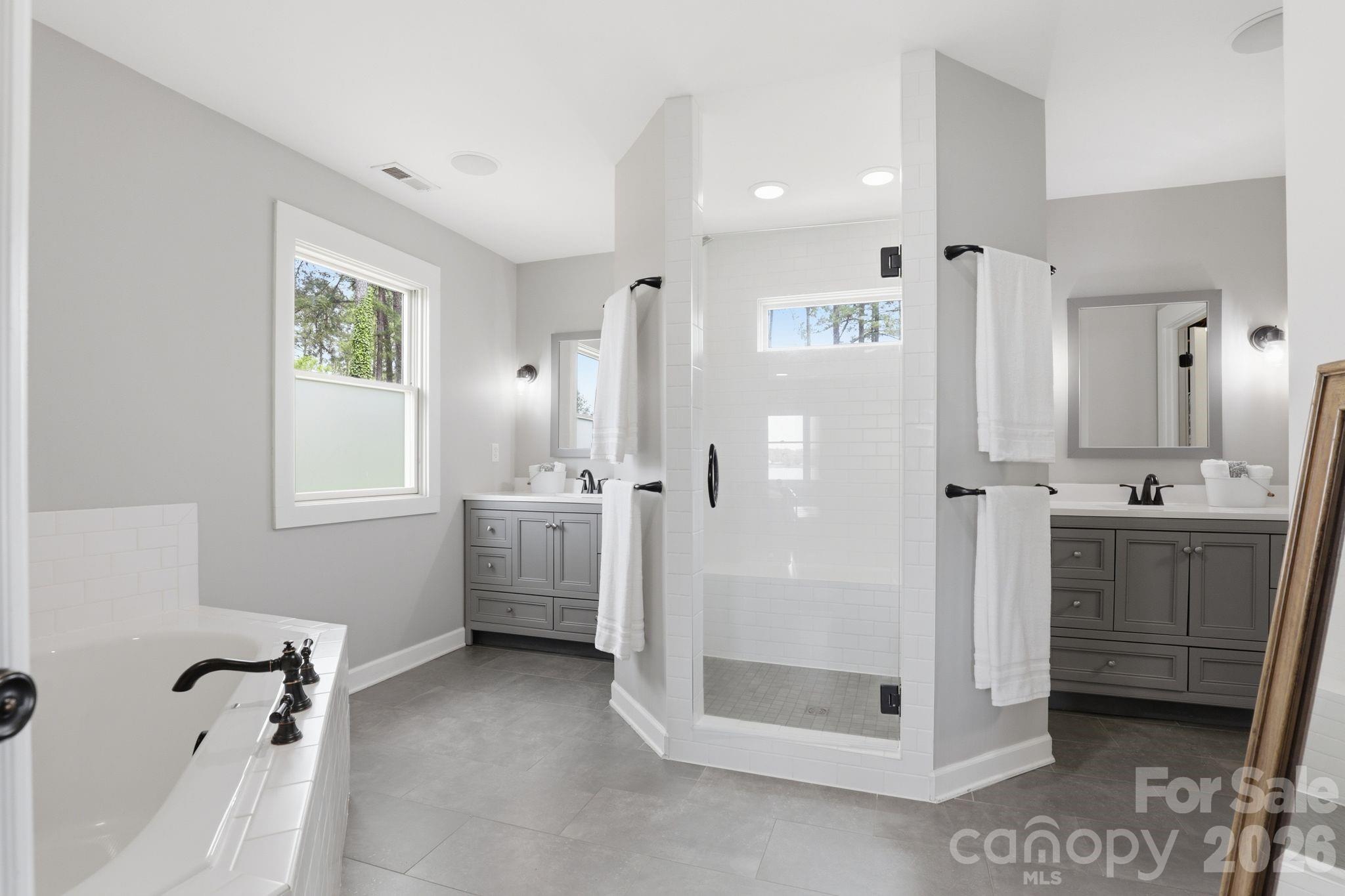 Craftsman Point - Residential