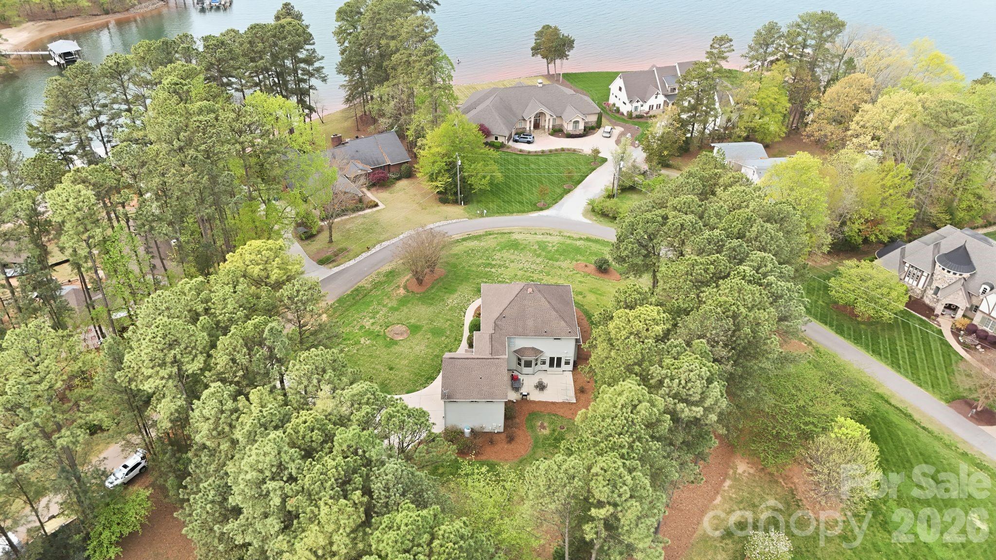 Craftsman Point - Residential