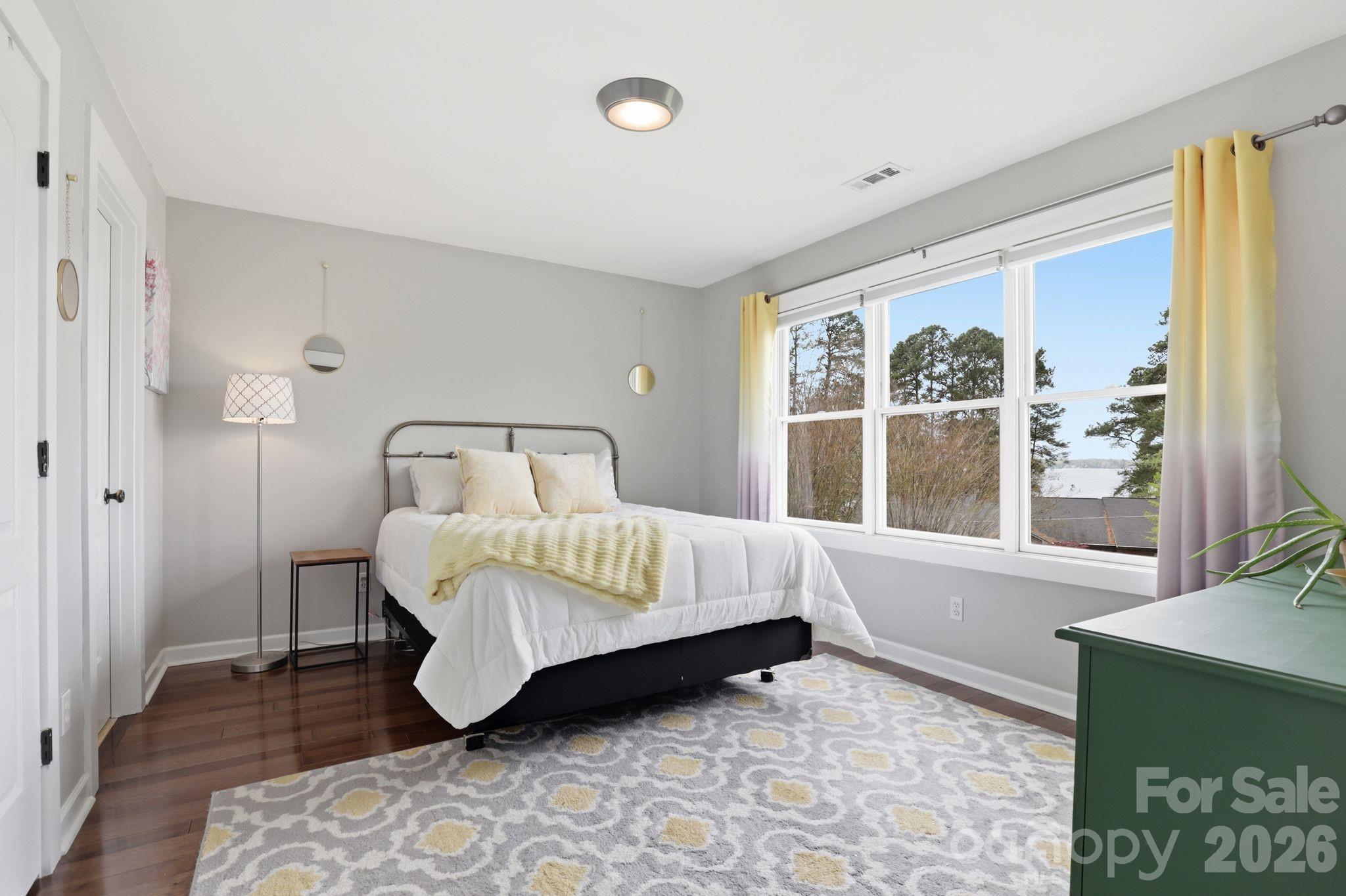 Craftsman Point - Residential