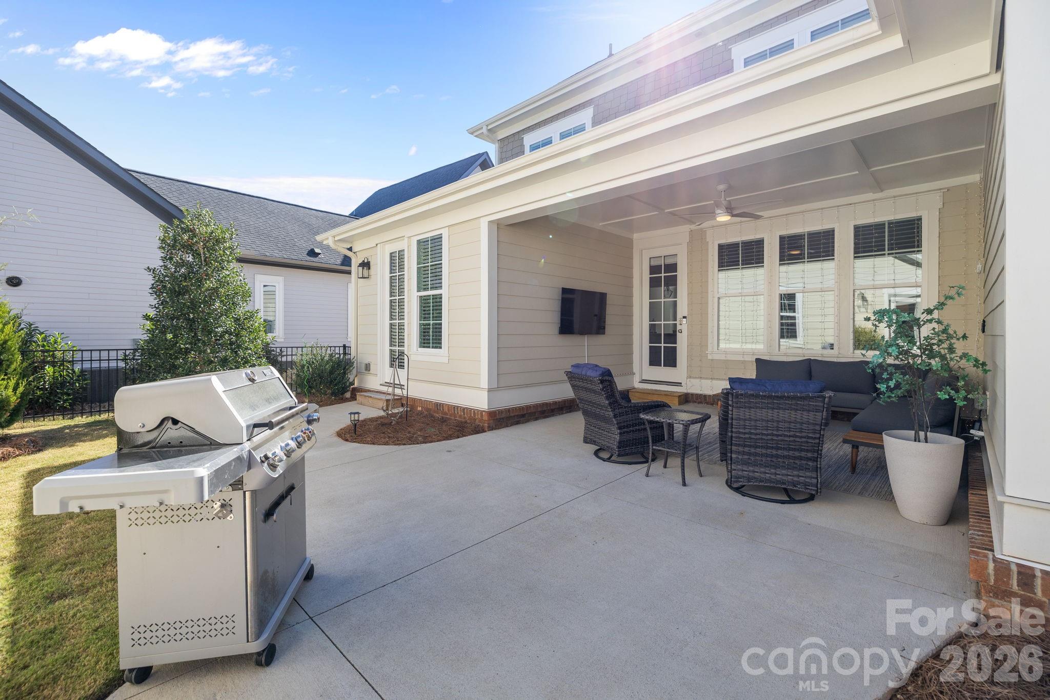 Riverwalk - Residential