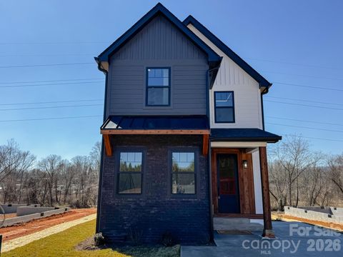 4 S Martha Kate Drive Hendersonville NC 28792