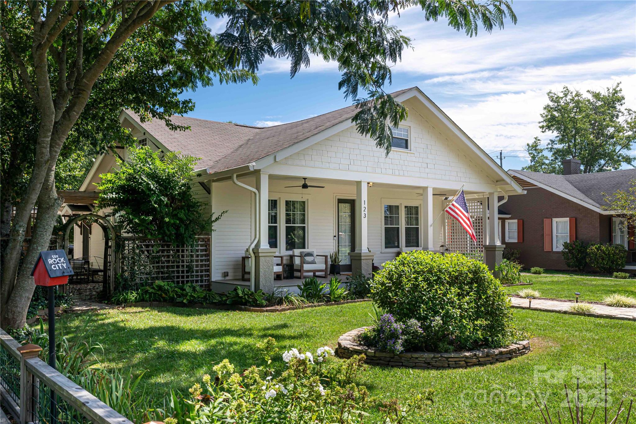 123 N Main Street