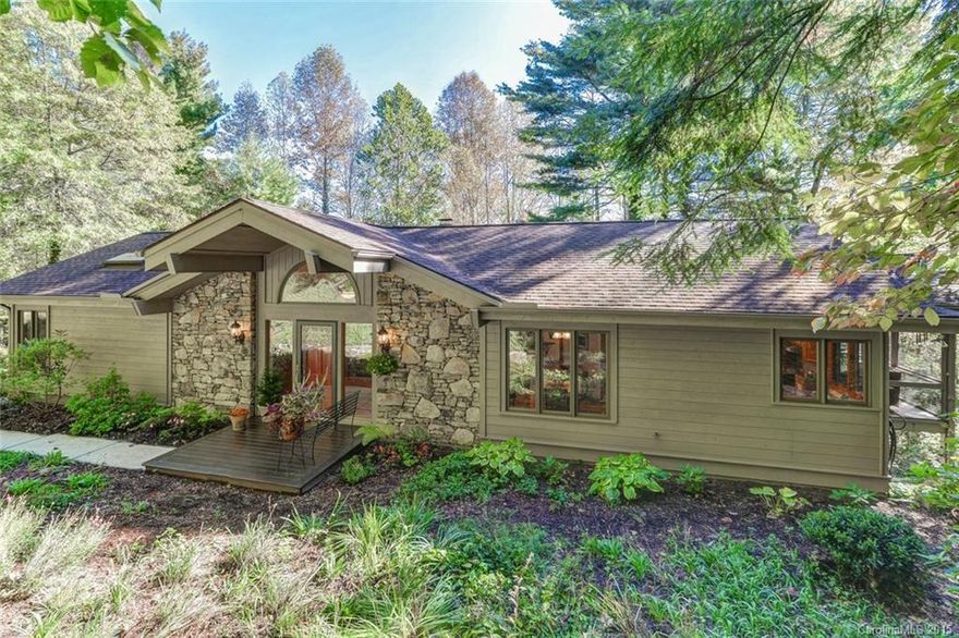 Beautiful and inviting home situated on .91 private wooded acres in desirable Teneriffe. You will be impressed the moment you walk through the door as you are greeted by the open great room with gorgeous stone fireplace and wall of windows offering an abundance of natural light. Additional features include 3BR/2.5BA, cathedral ceilings, updated kitchen, breakfast area, dining room, expansive master suite, lovely screened porch and deck. Terraced landscaping & stone walls. Winter Views!