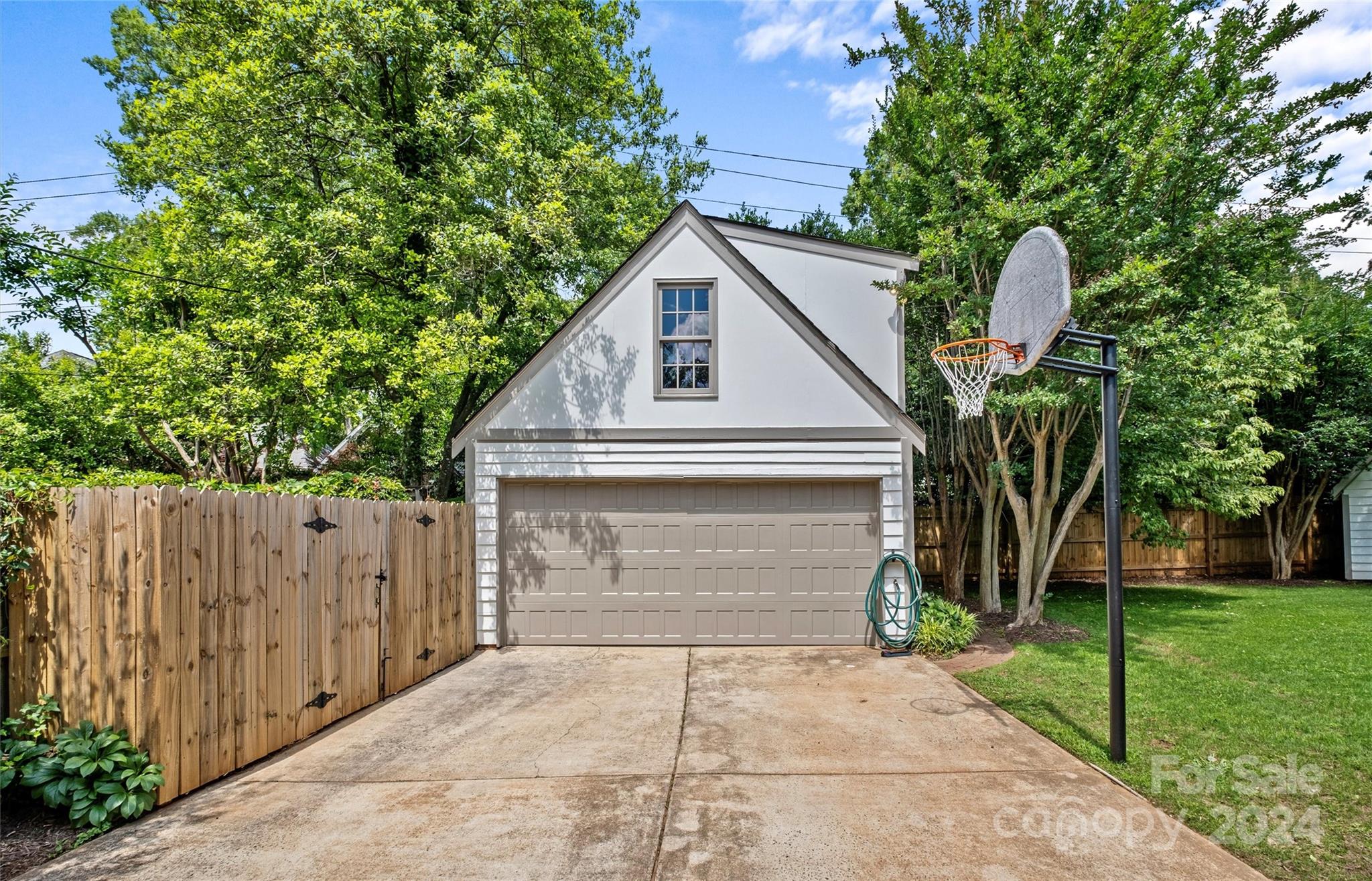 Myers Park - Residential