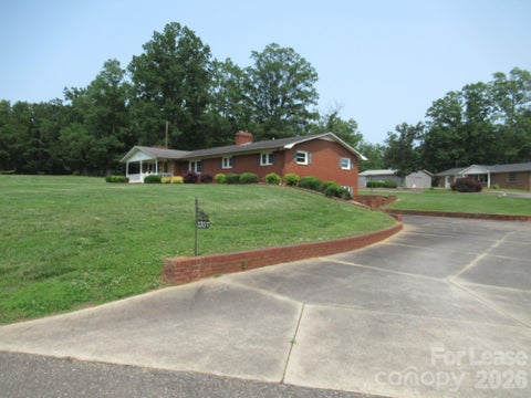 Photo of 1357 Beal Road, Lincolnton, NC 28092 (MLS # 4409776)