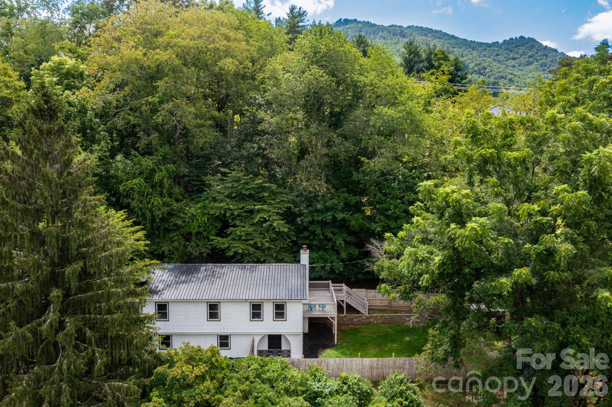 144 Pinehaven Drive