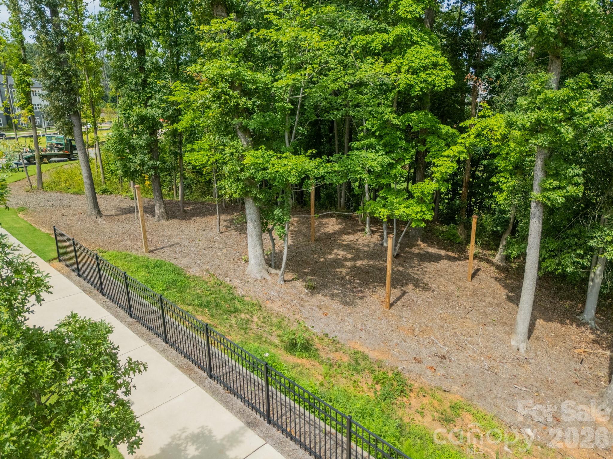 Context at Oakhurst - Residential