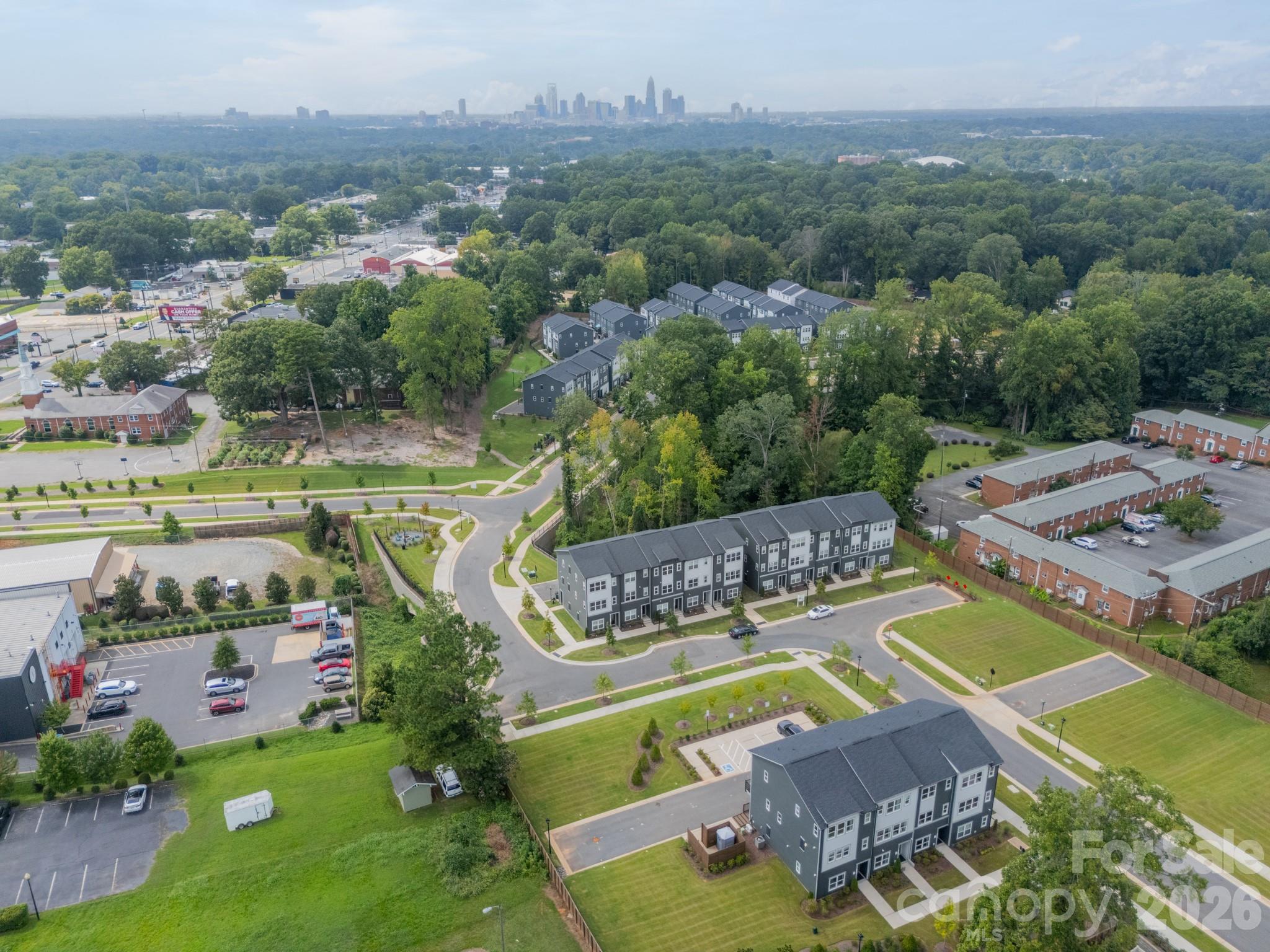 Context at Oakhurst - Residential