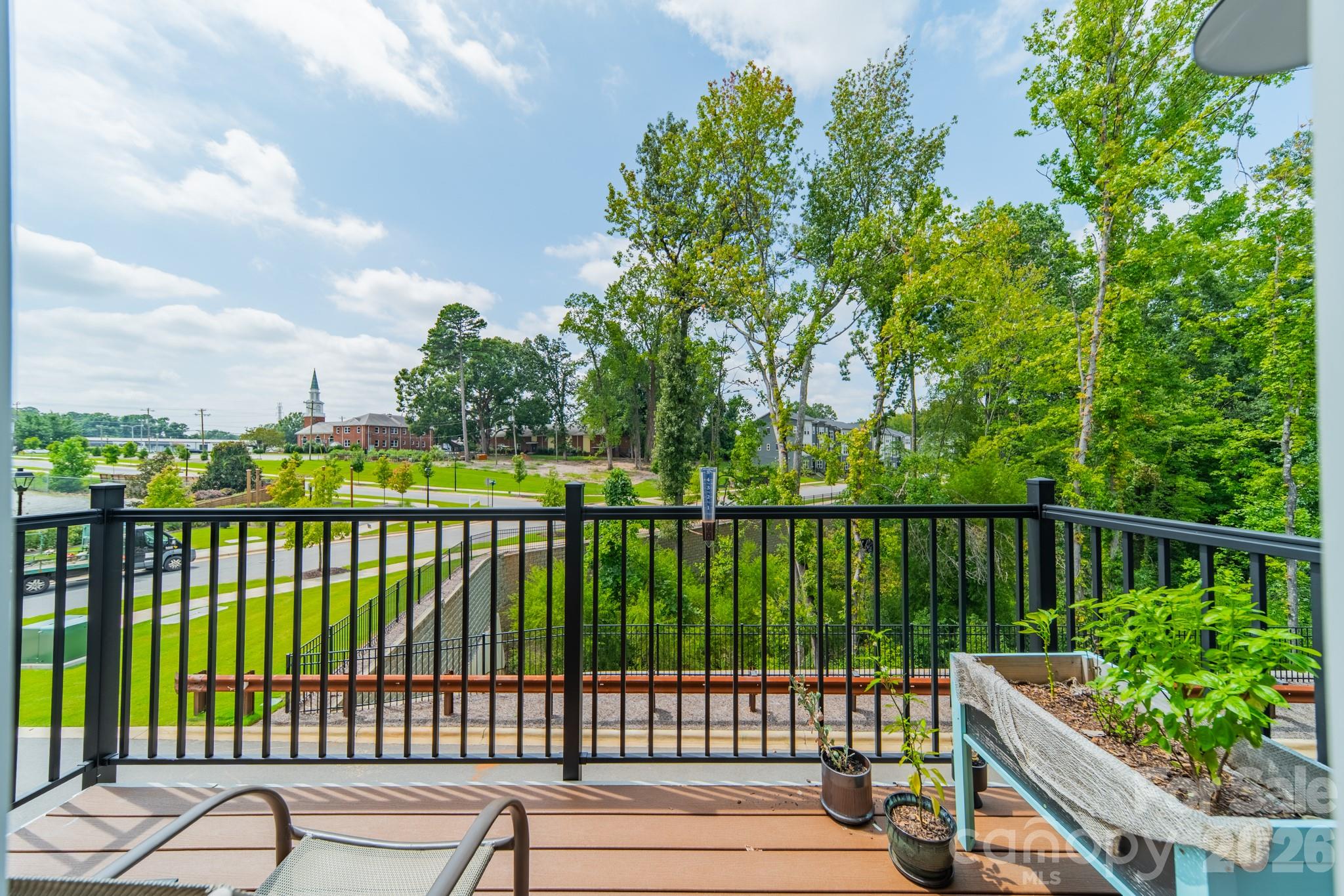 Context at Oakhurst - Residential