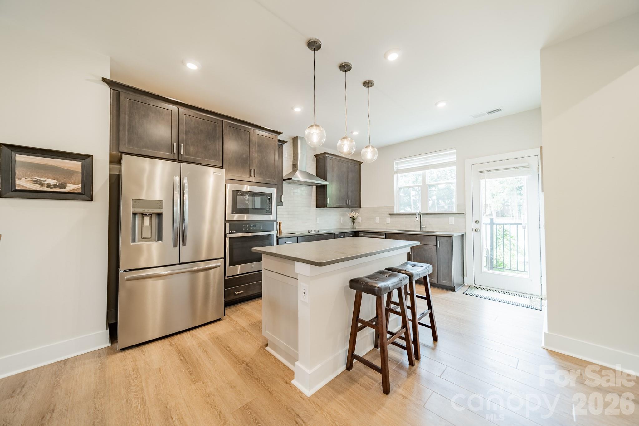 Context at Oakhurst - Residential