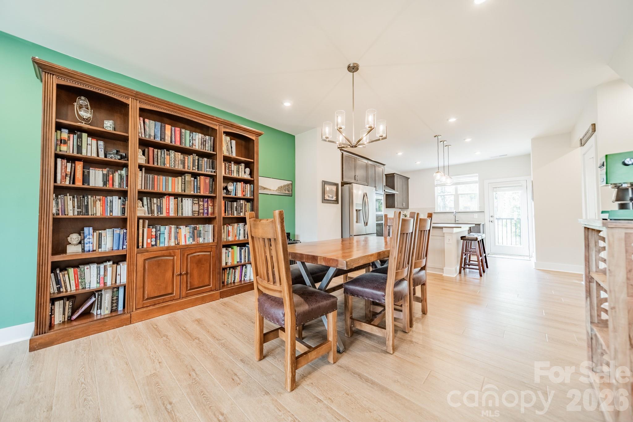 Context at Oakhurst - Residential