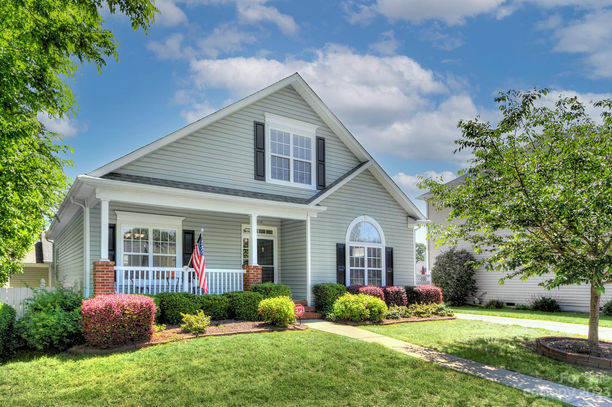 Traditions - Residential