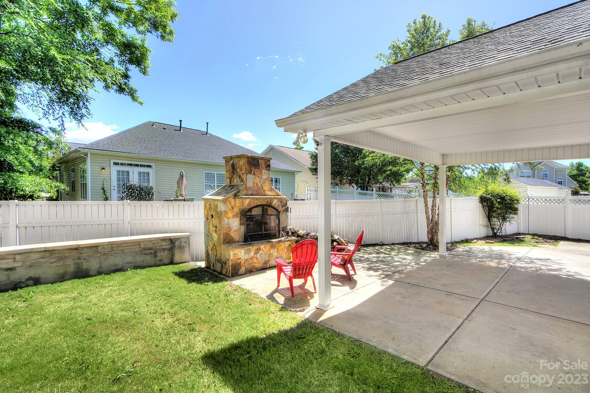 Traditions - Residential