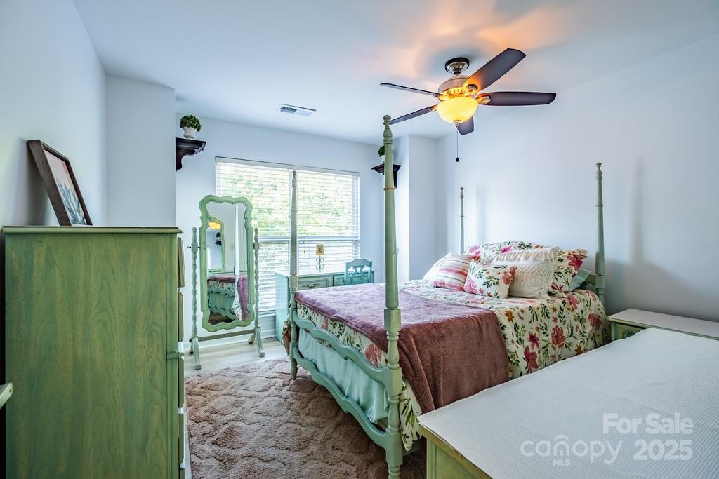 505 N Graham Street #3E