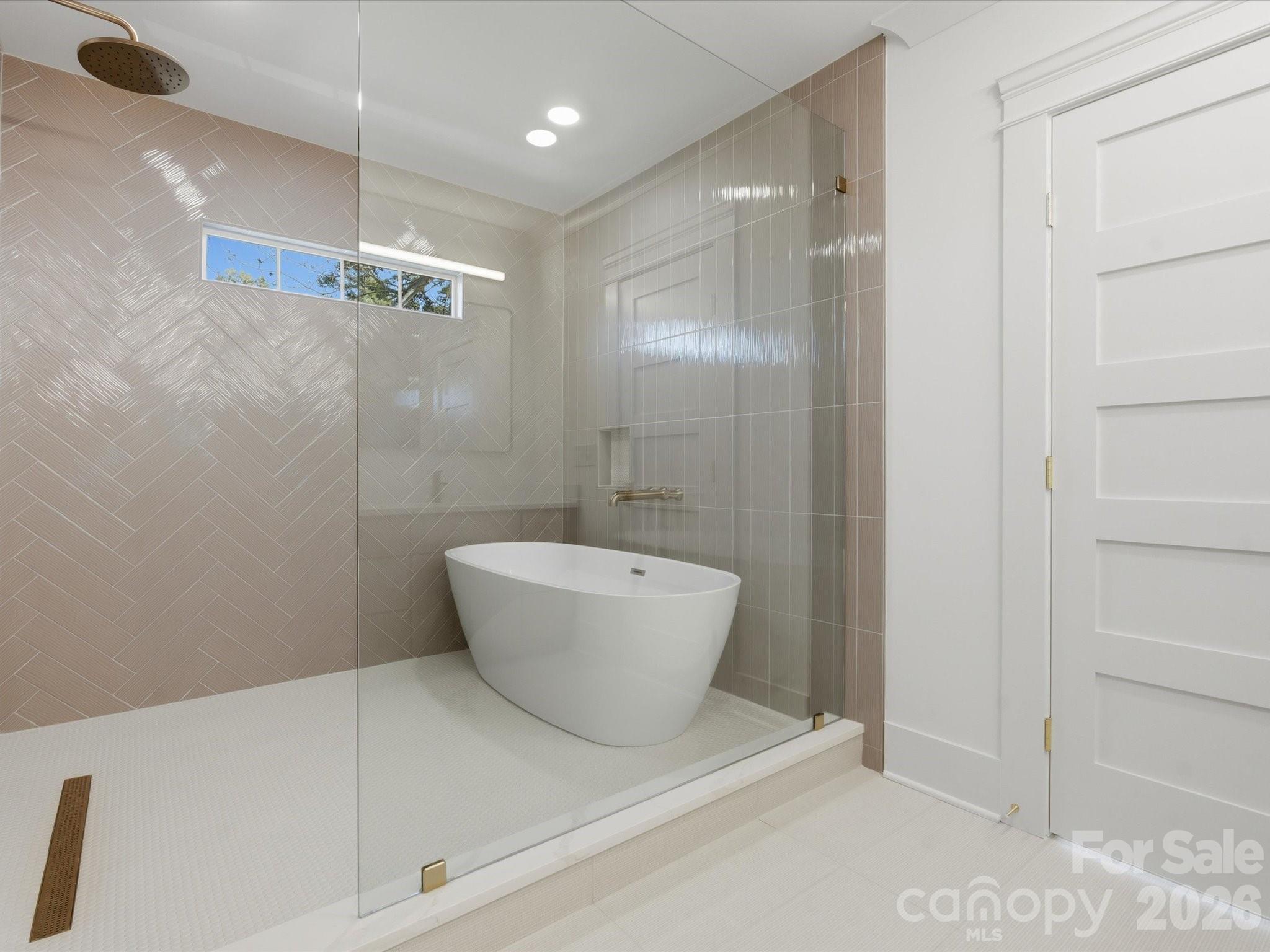 Southend at Tryon - Residential