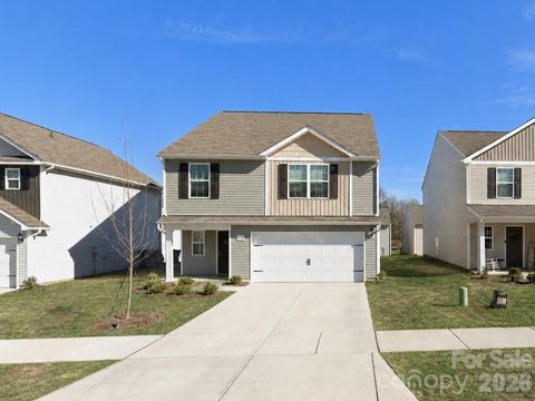 Photo of 8128 Derby Woods Lane, Charlotte, NC 28214 (MLS # 4385212)