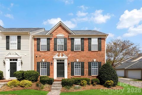 Photo of 8122 Bridgegate Drive, Huntersville, NC 28078 (MLS # 4364715)