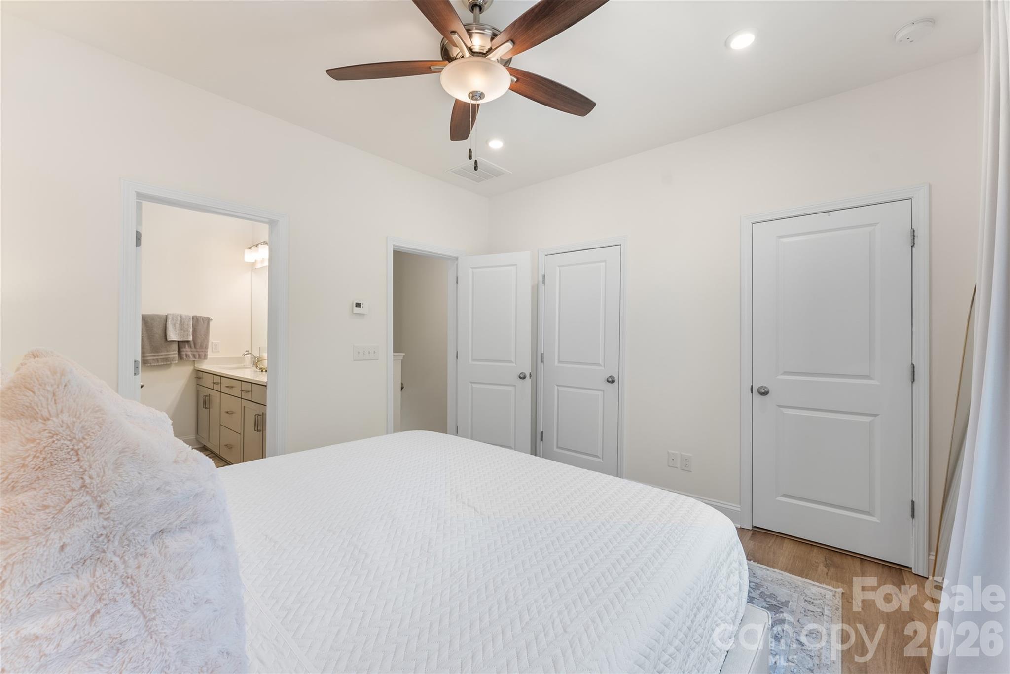 The Towns at Greenway - Residential