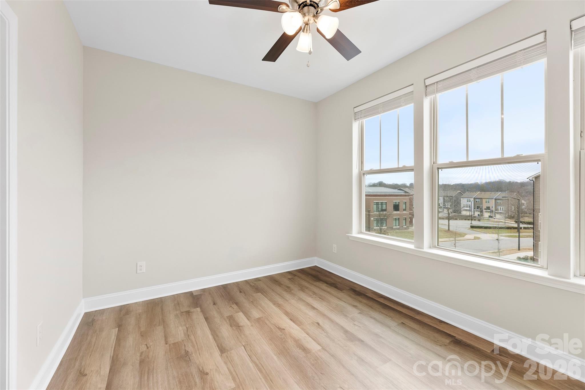 The Towns at Greenway - Residential