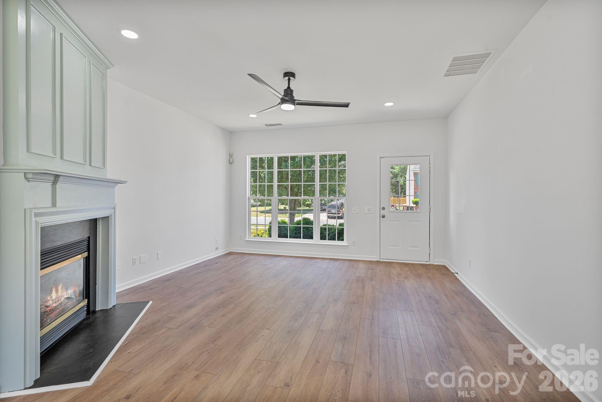 Loren Farms - Residential