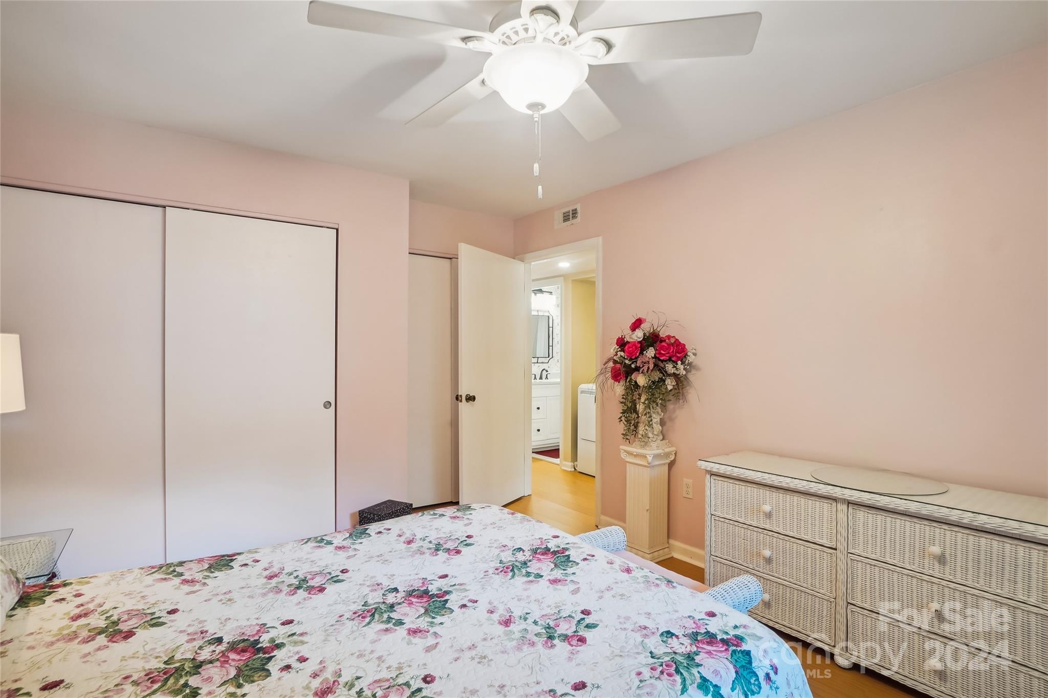 Hunters Chase - Residential