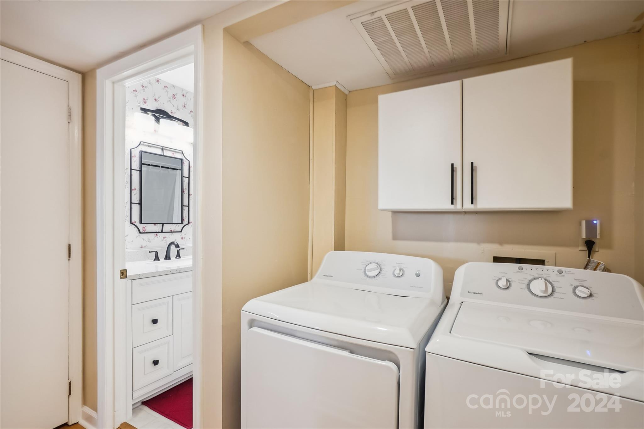 Hunters Chase - Residential