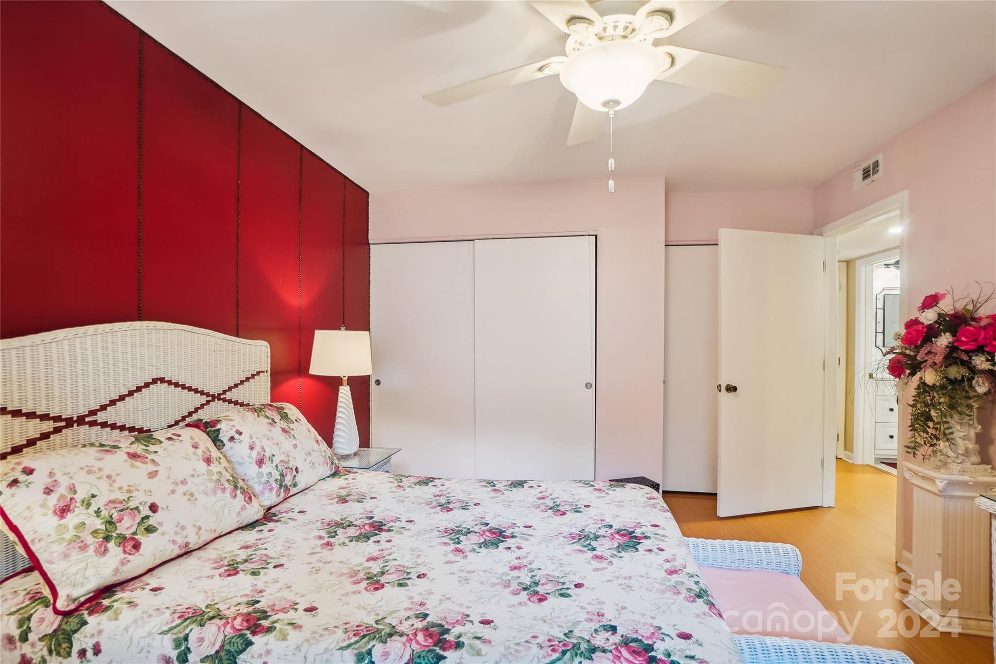 Hunters Chase - Residential