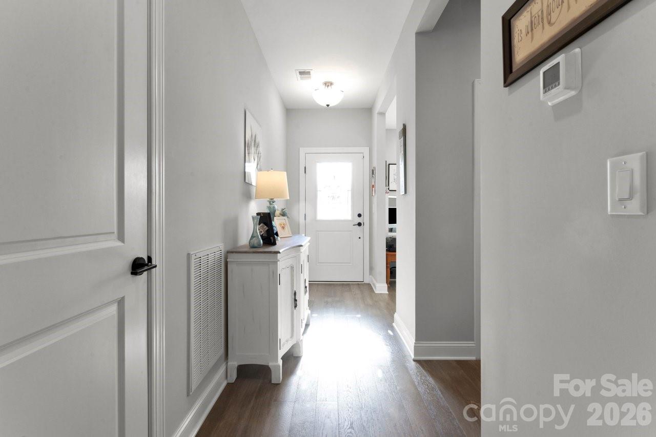 4979 Looking Glass Trail