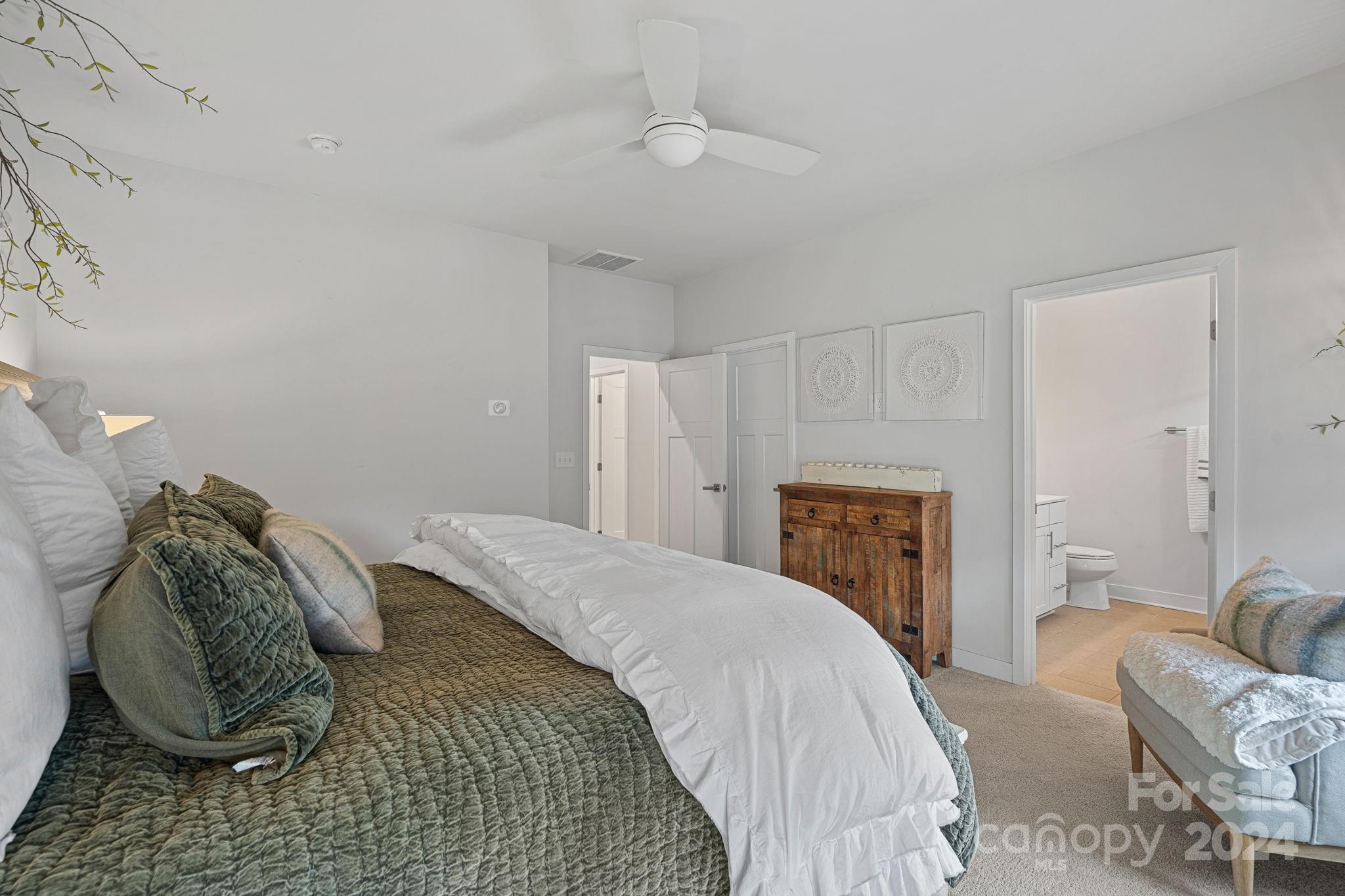 Townes of Oakhurst - Residential