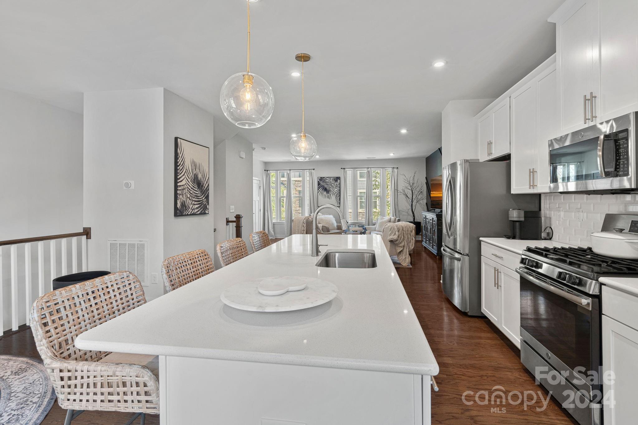 Townes of Oakhurst - Residential