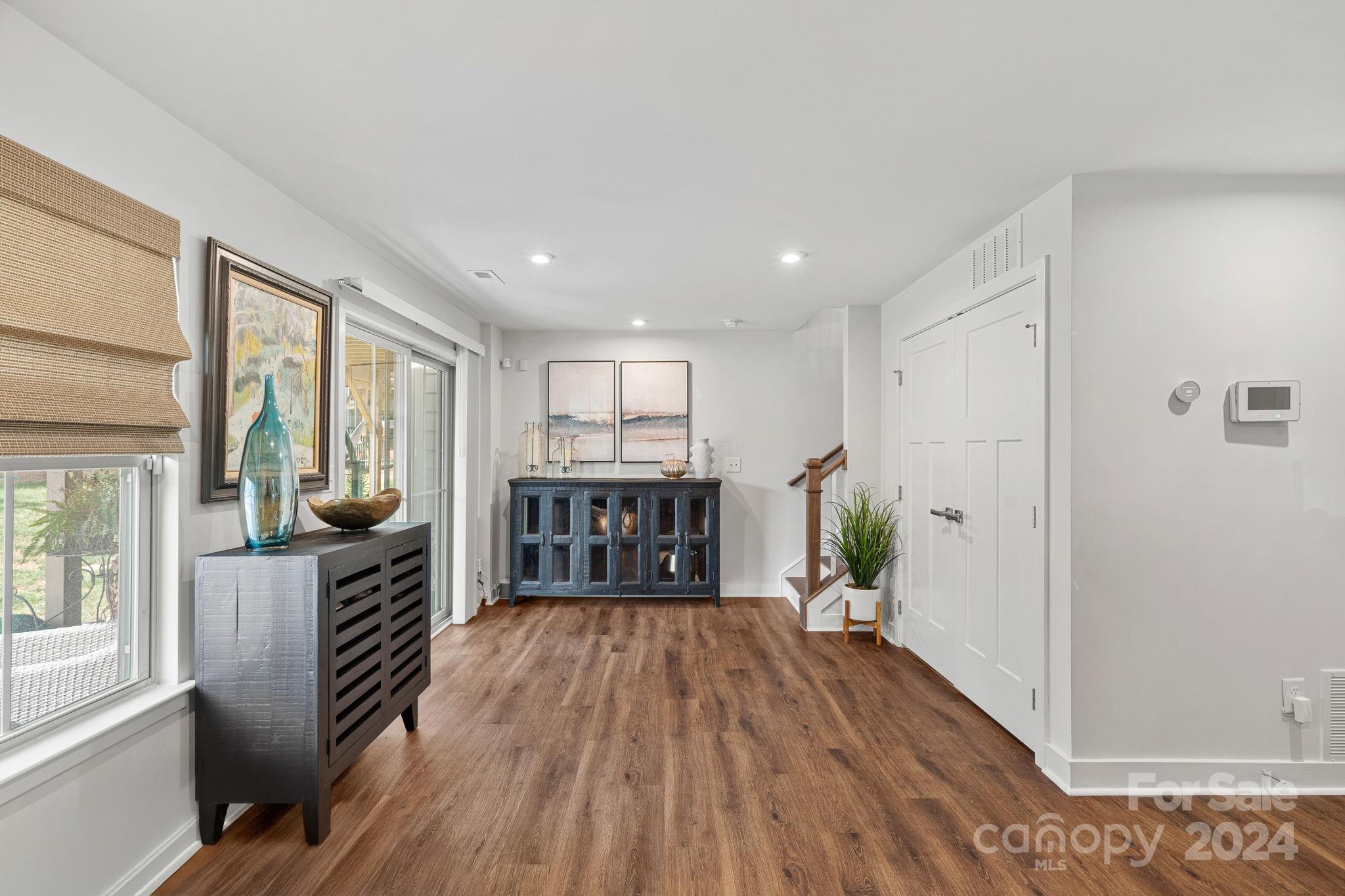 Townes of Oakhurst - Residential