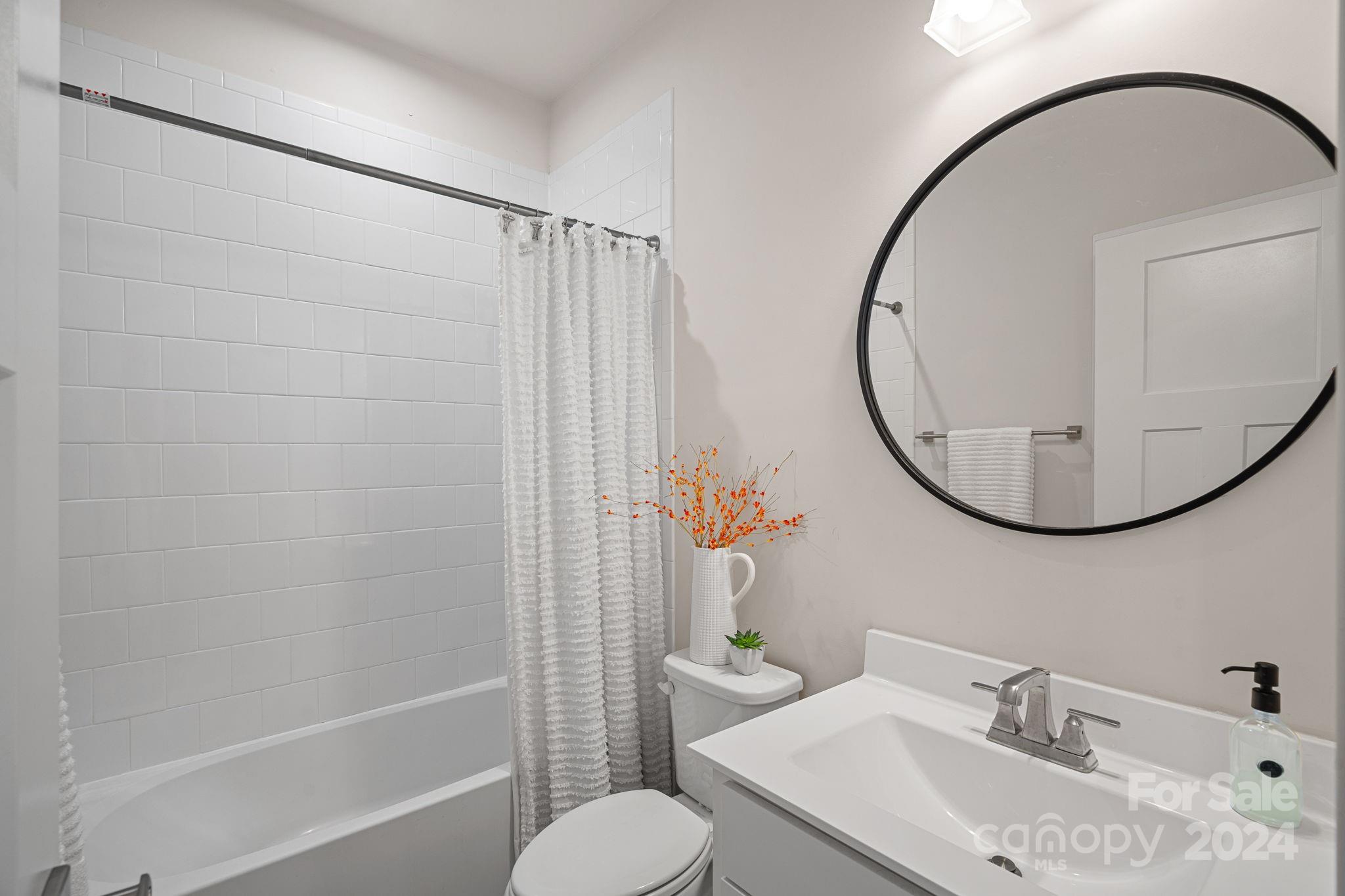 Townes of Oakhurst - Residential