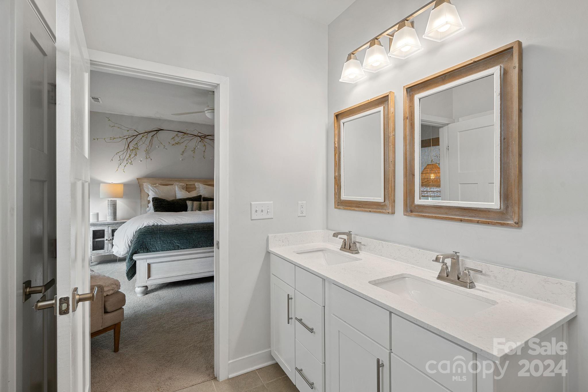 Townes of Oakhurst - Residential