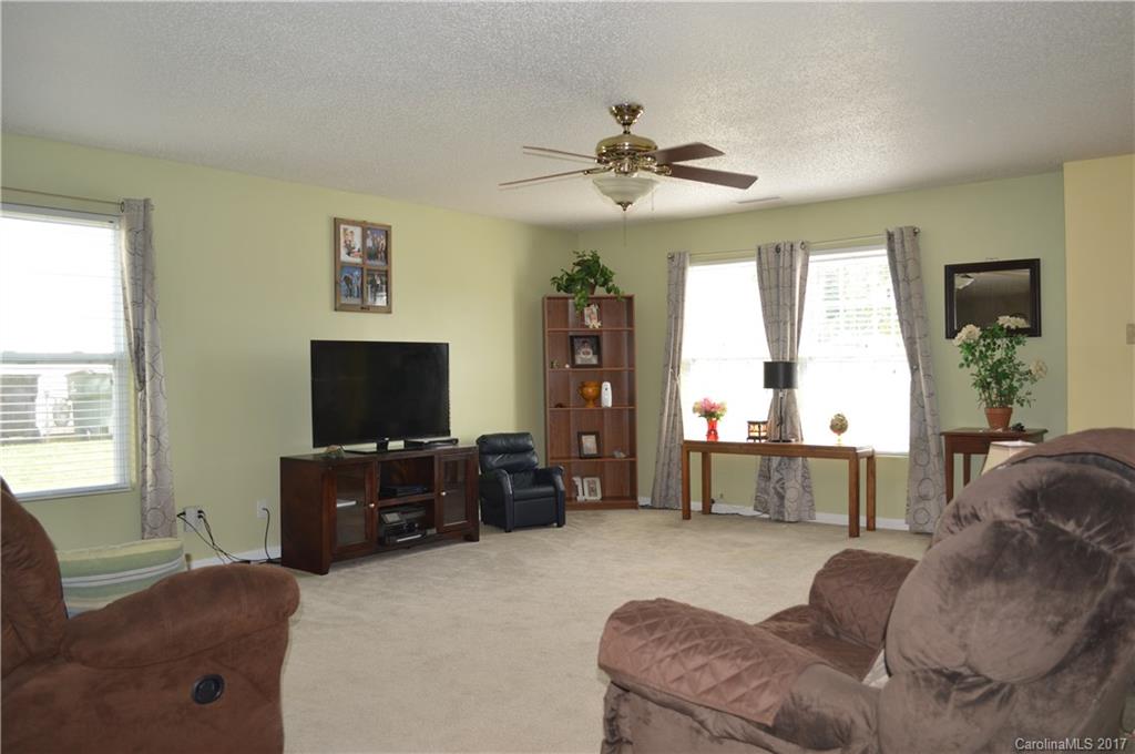 Hummingbird Ridge - Residential