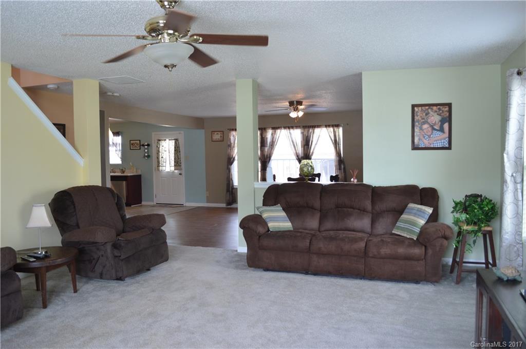 Hummingbird Ridge - Residential