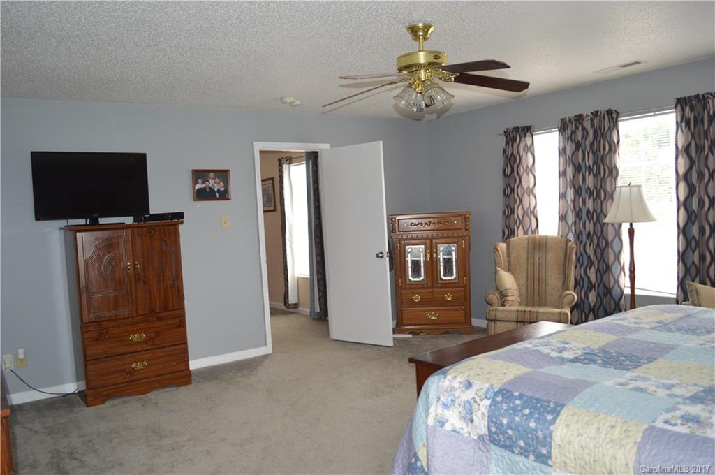 Hummingbird Ridge - Residential