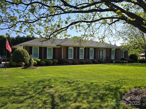 12117 Idlewild Road Matthews NC 28105