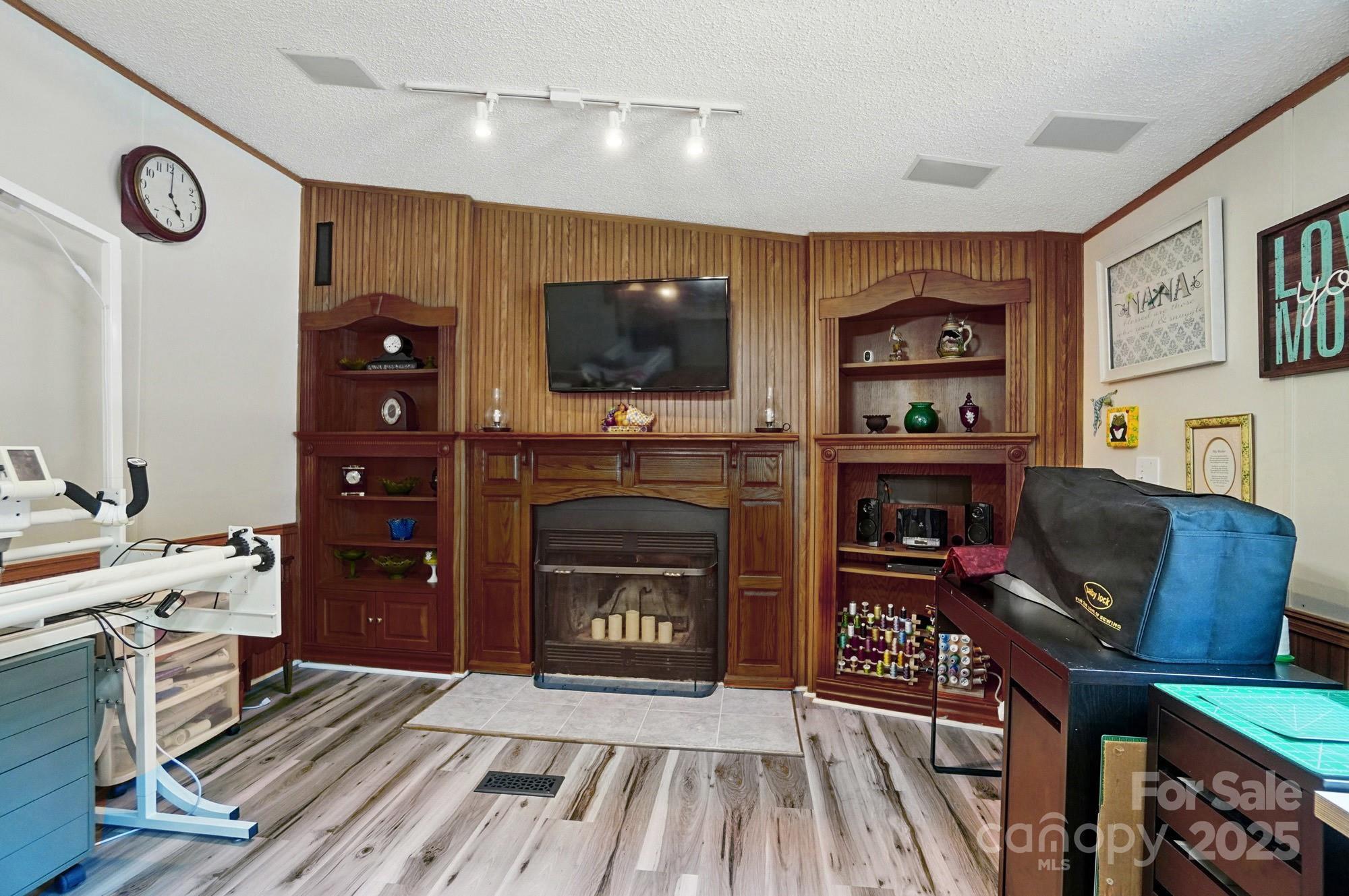 Valley View Estates - Residential